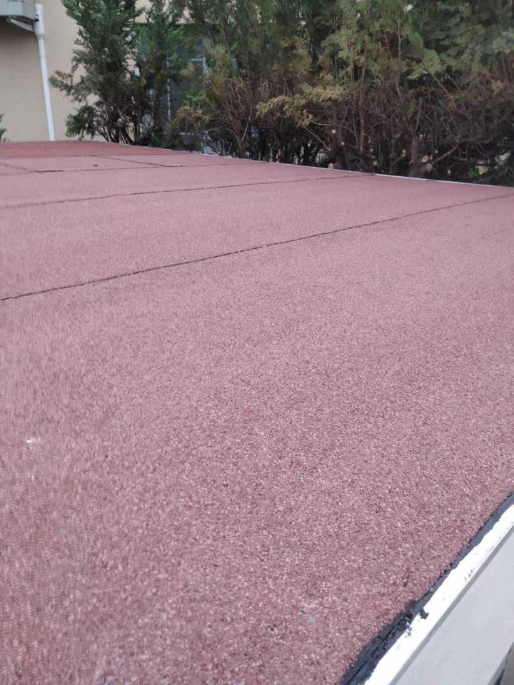 Etanchéité toitures auto protégées