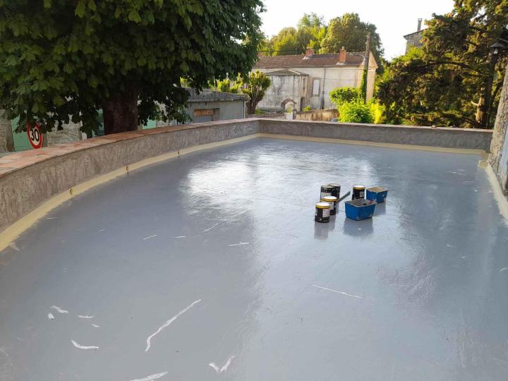 Travaux d'étanchéité toitures auto protégées à Alès